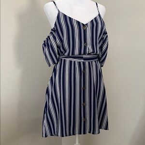 NWOT Speechless Striped Cold Shoulder Dress